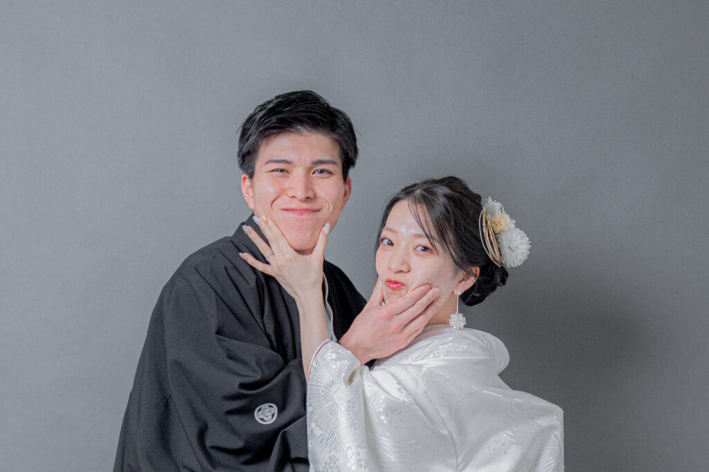 和装前撮りが恥ずかしい・写真が苦手なふたりへ！自然体に写る4つのコツ